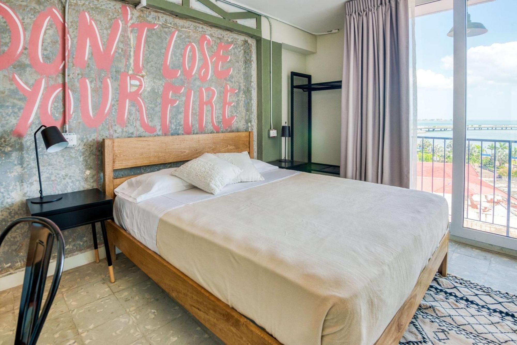 Edificio Bola De Oro Hotel Panama City Ngoại thất bức ảnh