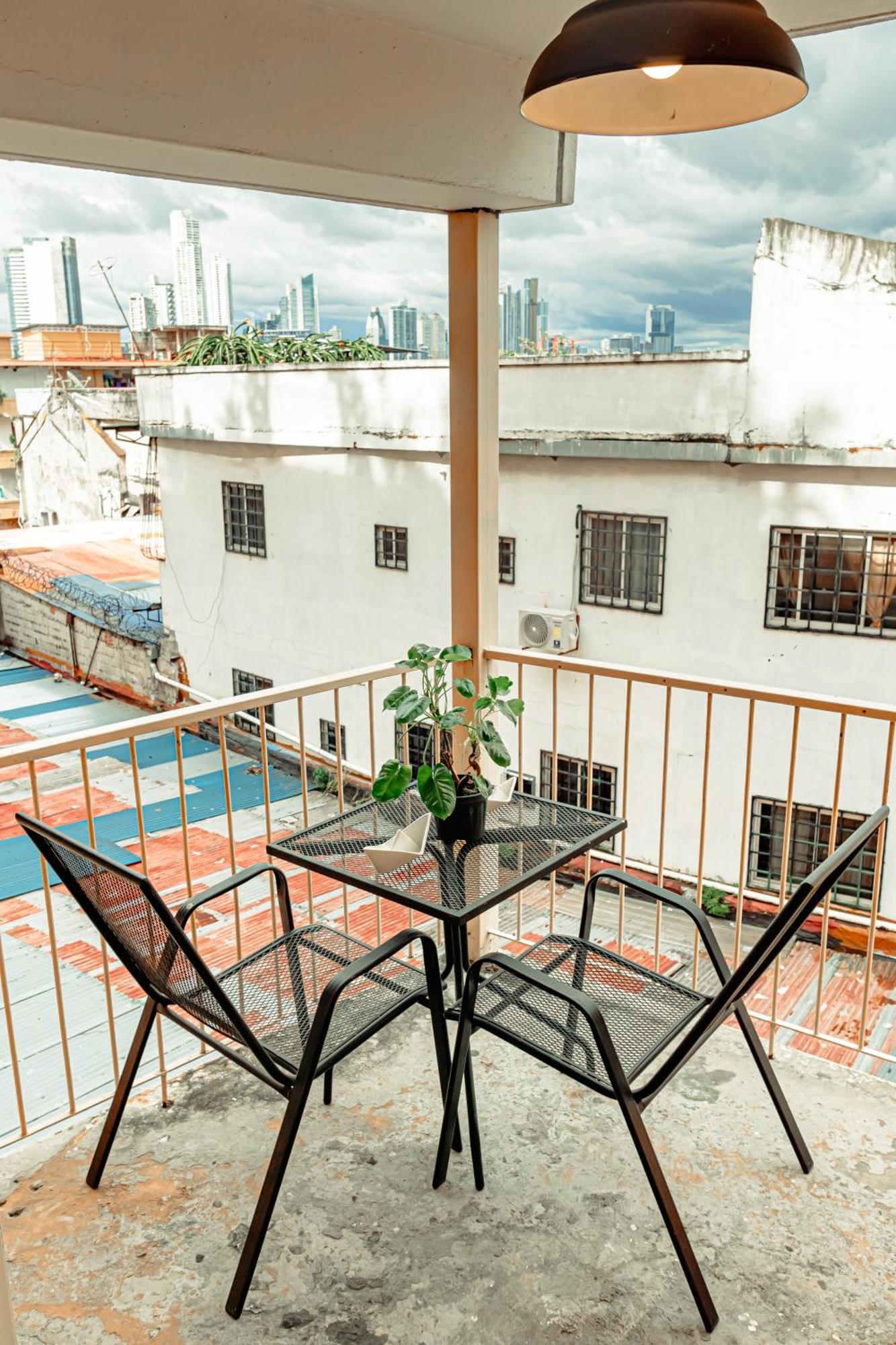 Edificio Bola De Oro Hotel Panama City Ngoại thất bức ảnh